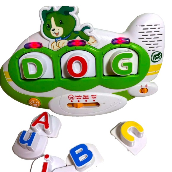 LeapFrog Fridge Magnets Word Builder Letter Jet Airplane 52 Upper & Lower Case - Picture 1 of 5
